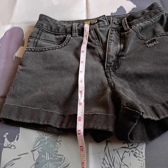 By Rewash Charcoal Jean Shorts Size 00/23 - Picture 3 of 7